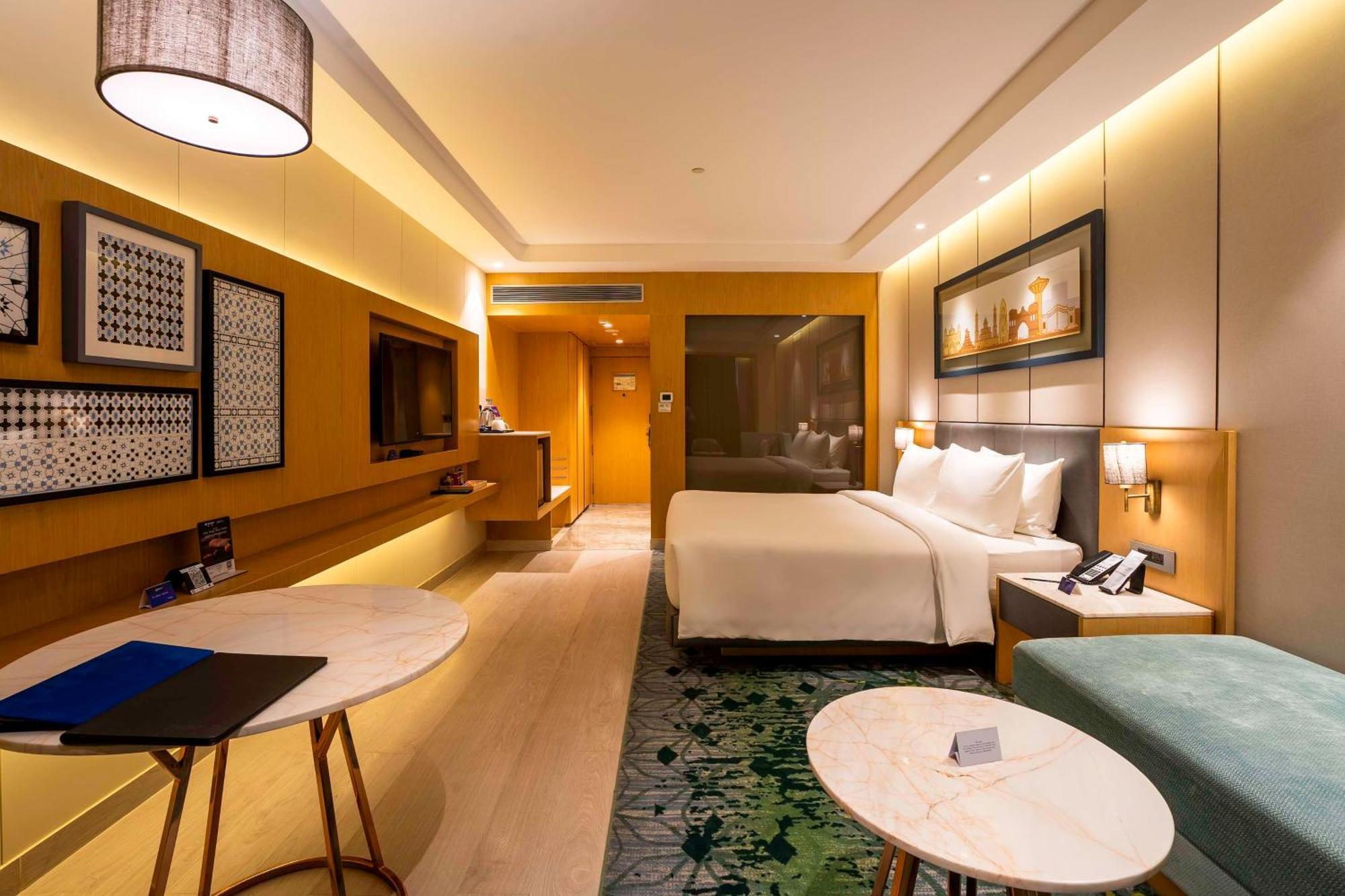 Radisson Blu Hotel Amritsar Bagian luar foto Deluxe Room